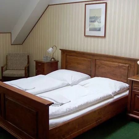 Pariz Hotel