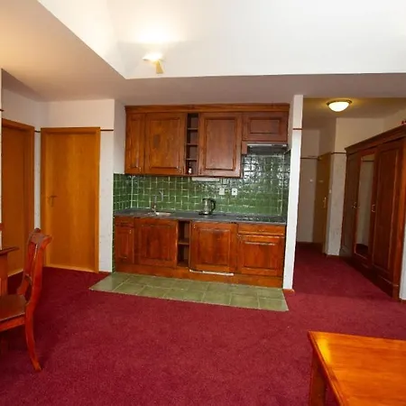 Pariz Hotel
