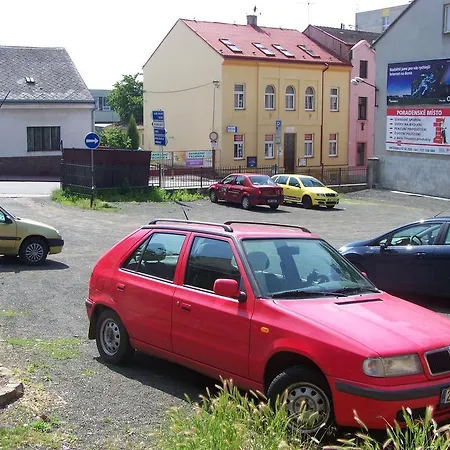 ホテル パリ Jičín