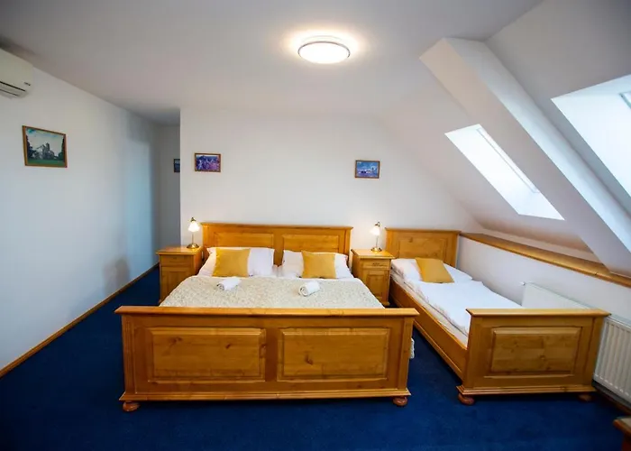 Pariz Otel Jičín